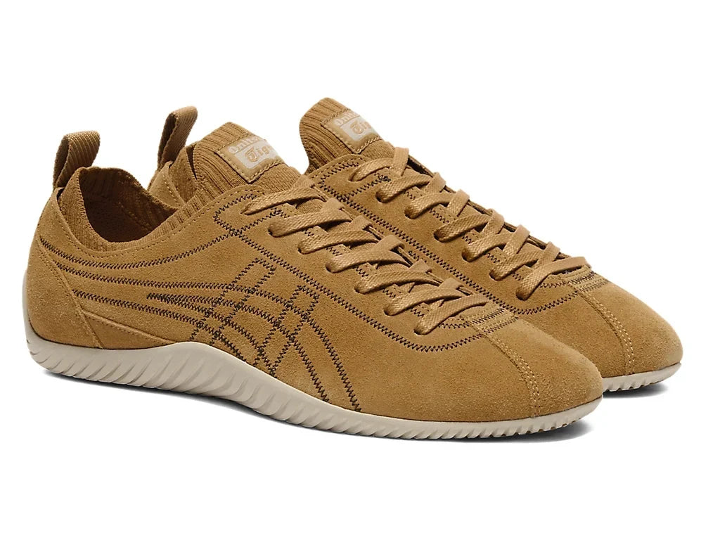 Onitsuka Tiger SCLAW 1183C489 200 TAN PRESIDIO BLACK COFFEE product image 1, provided for visual reference and product