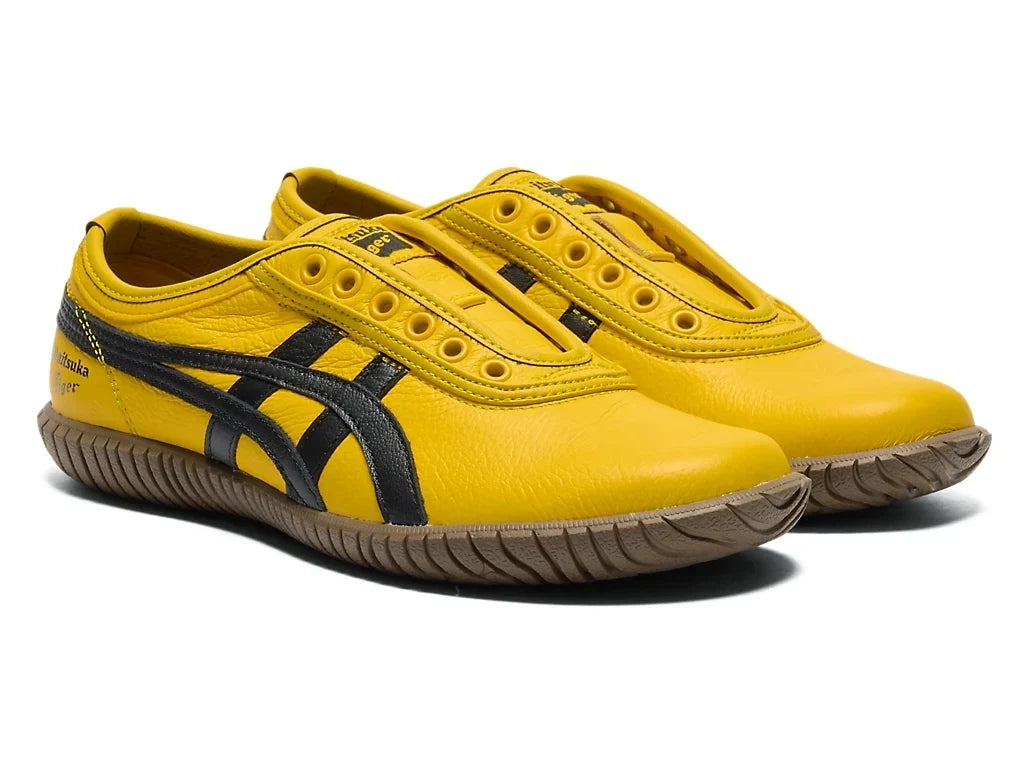 Onitsuka Tiger TSUNAHIKI SLIP-ON 1183C529 750 SUNFLOWER YELLOW BLACK product image 1, provided for visual reference and
