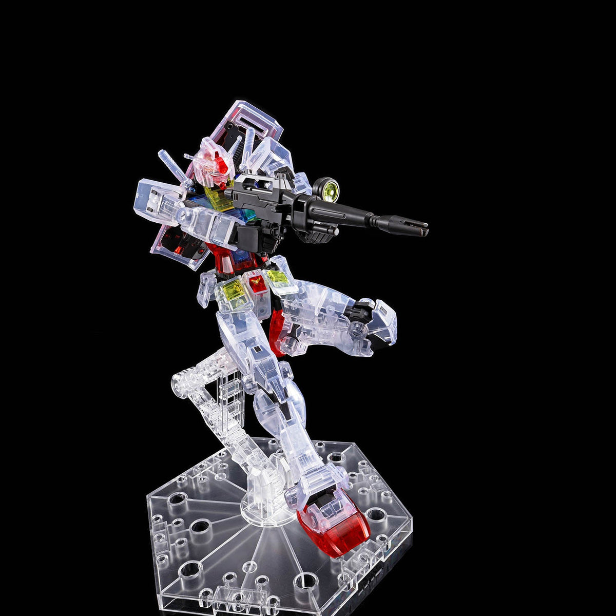 Gundam 1/144 HG RX-78-2 Gundam (Beyond Global Clear Color) Model Kit Exclusive product image 4, provided for visual