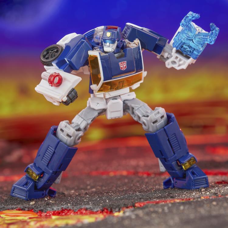 Transformers Generations Legacy United Deluxe Class Rescue Bots Universe Autobot Chase Action Figure product image 1,