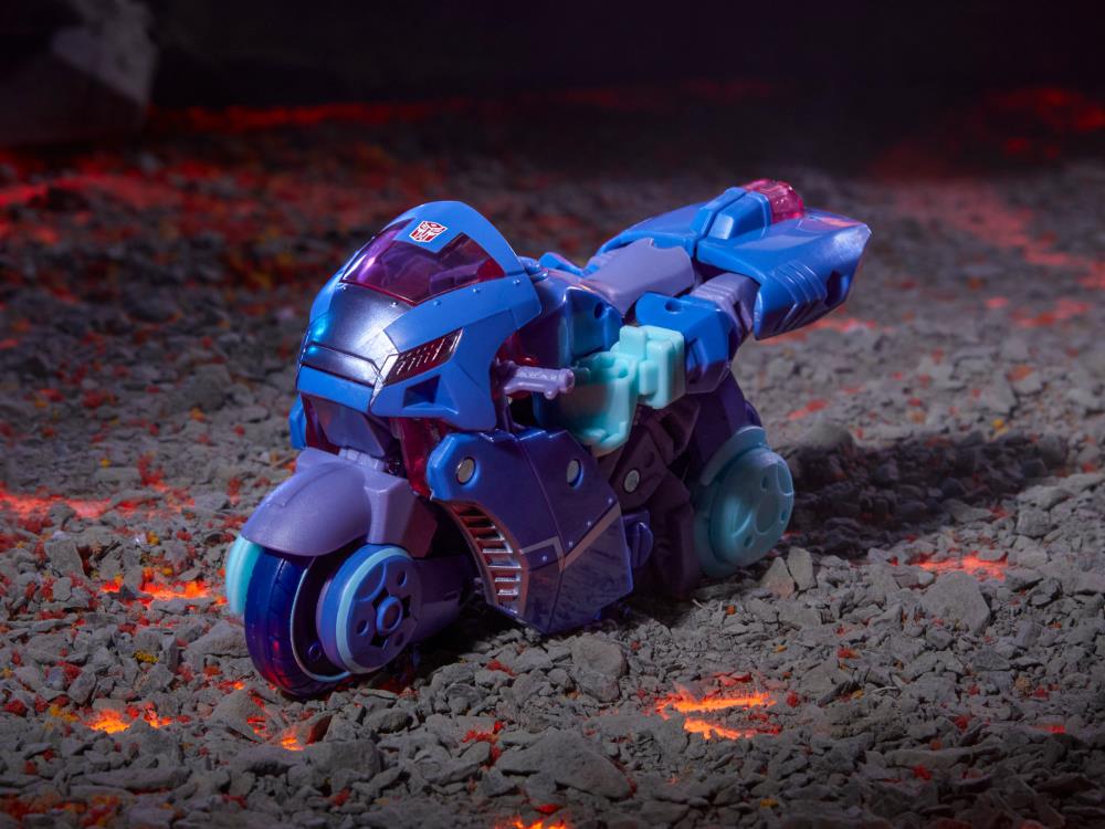 Transformers Generations Legacy United Deluxe Class Cyberverse Universe Chromia Action Figure product image 5, provided for