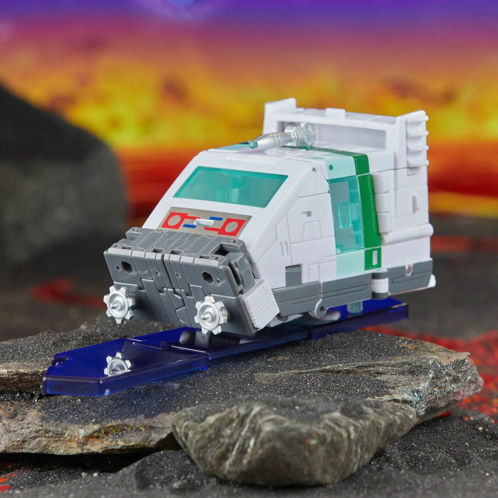 Transformers Generations Legacy United Voyager Class Origin Wheeljack Action Figure product image 7, provided for visual