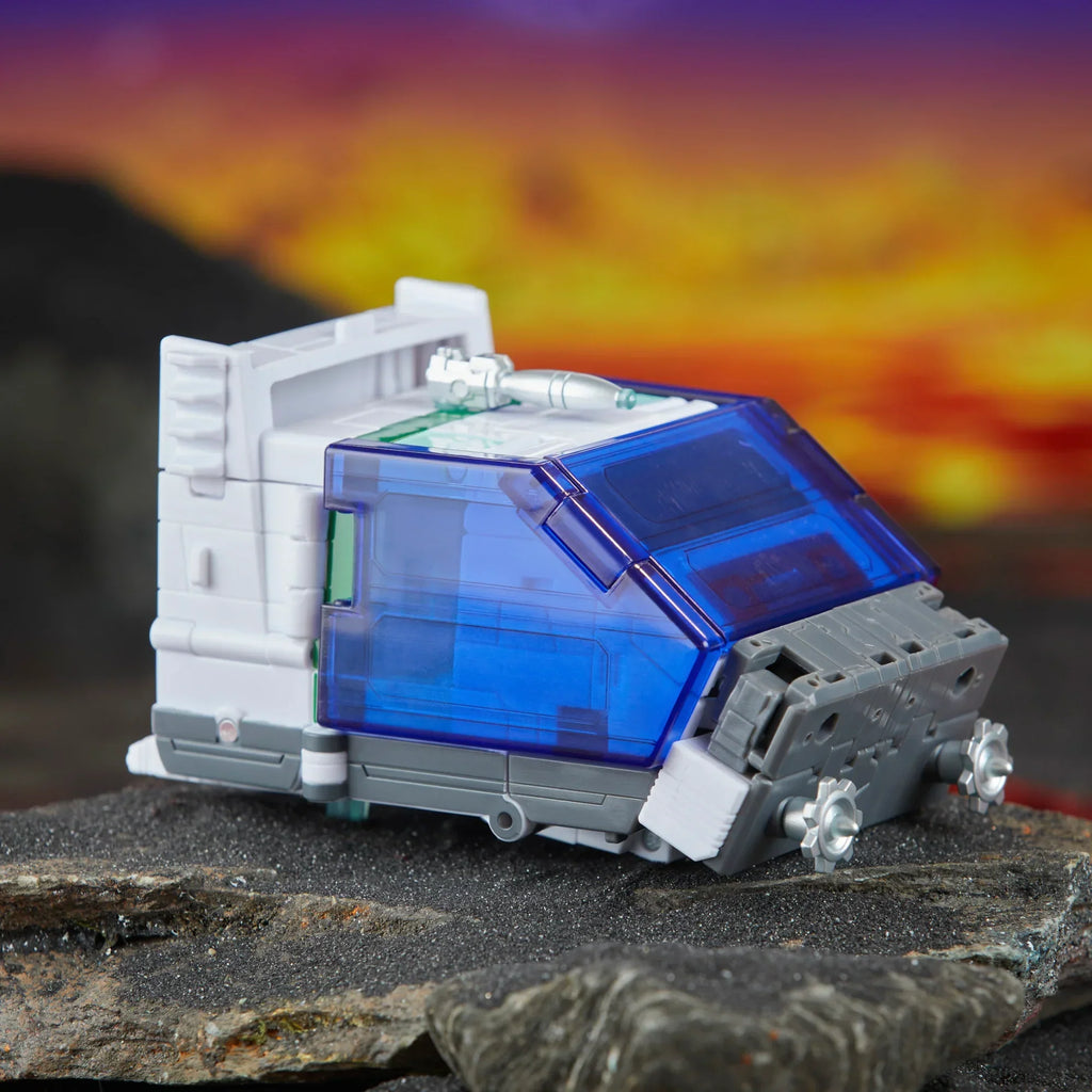 Transformers Generations Legacy United Voyager Class Origin Wheeljack Action Figure product image 10, provided for visual