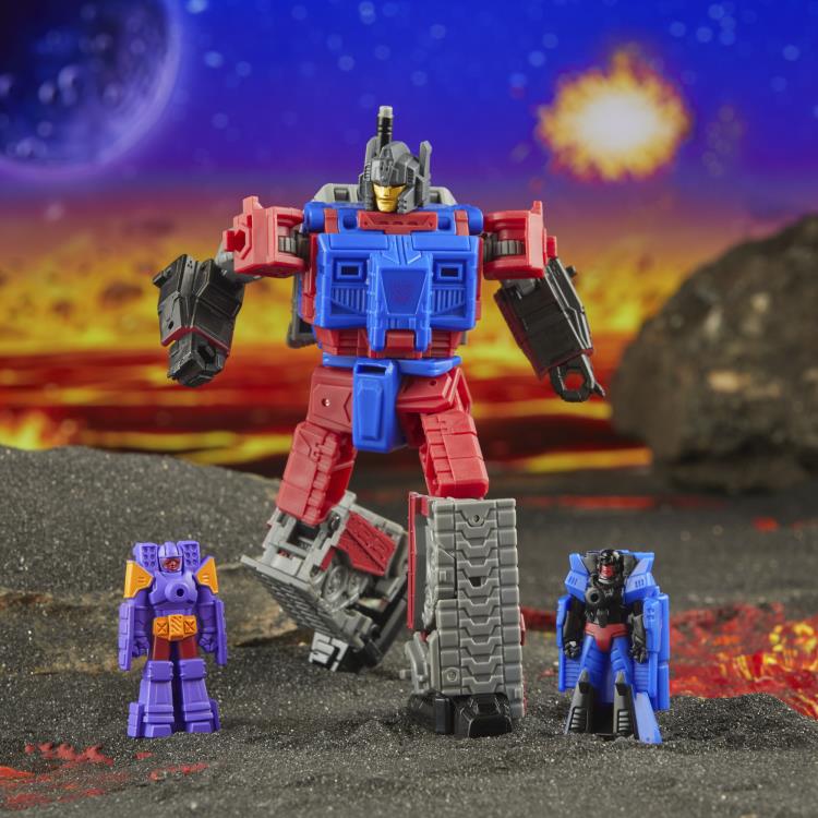 Transformers Generations Legacy United Deluxe Class G1 Universe Quake, Heater, and Tiptop Action Figure product image 1,