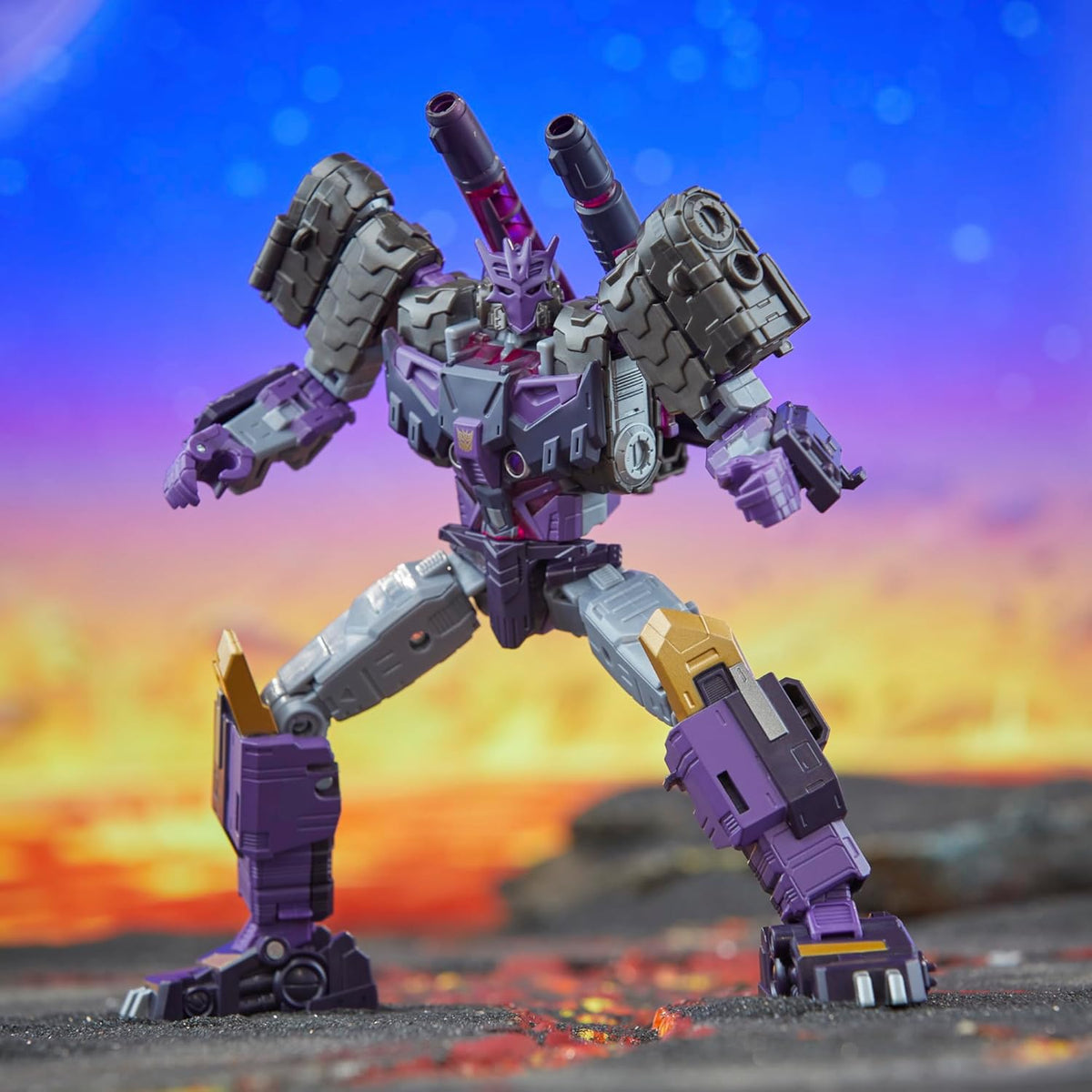 Transformers Generations Legacy United Voyager Class Comic Universe Tarn Action Figure product image 1, provided for visual