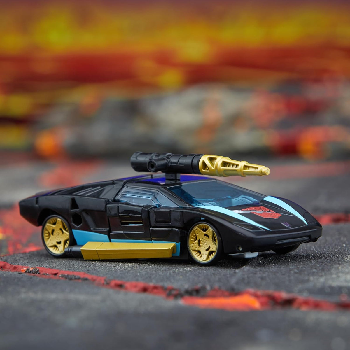 Transformers Generations Legacy United Deluxe Class Armada Universe Wheeljack Action Figure product image 5, provided for