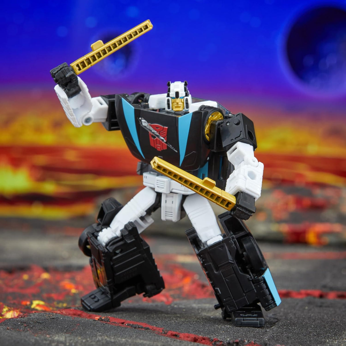 Transformers Generations Legacy United Deluxe Class Armada Universe Wheeljack Action Figure product image 1, provided for