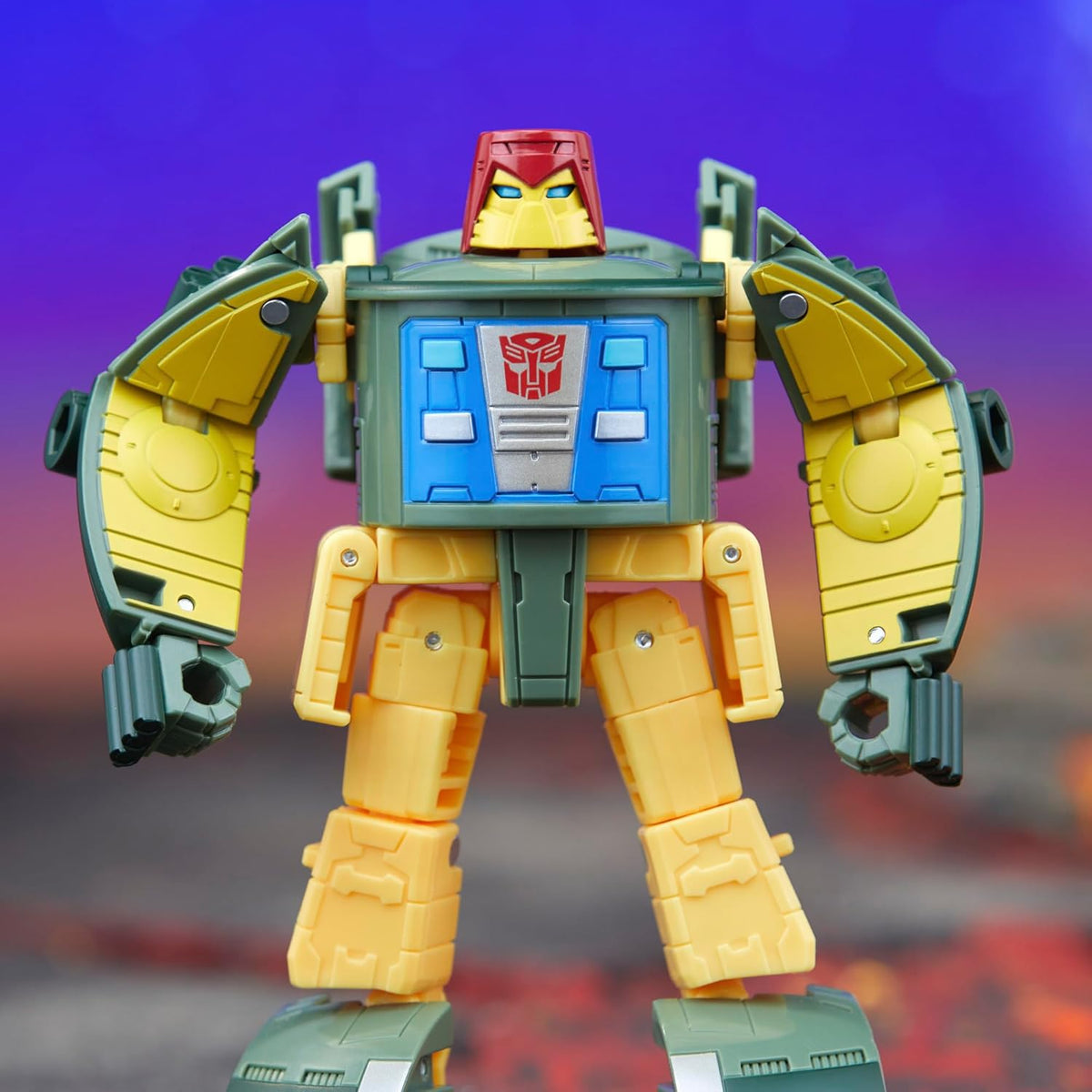 Transformers Generations Legacy United Deluxe Class Autobot Cosmos Action Figure product image 4, provided for visual