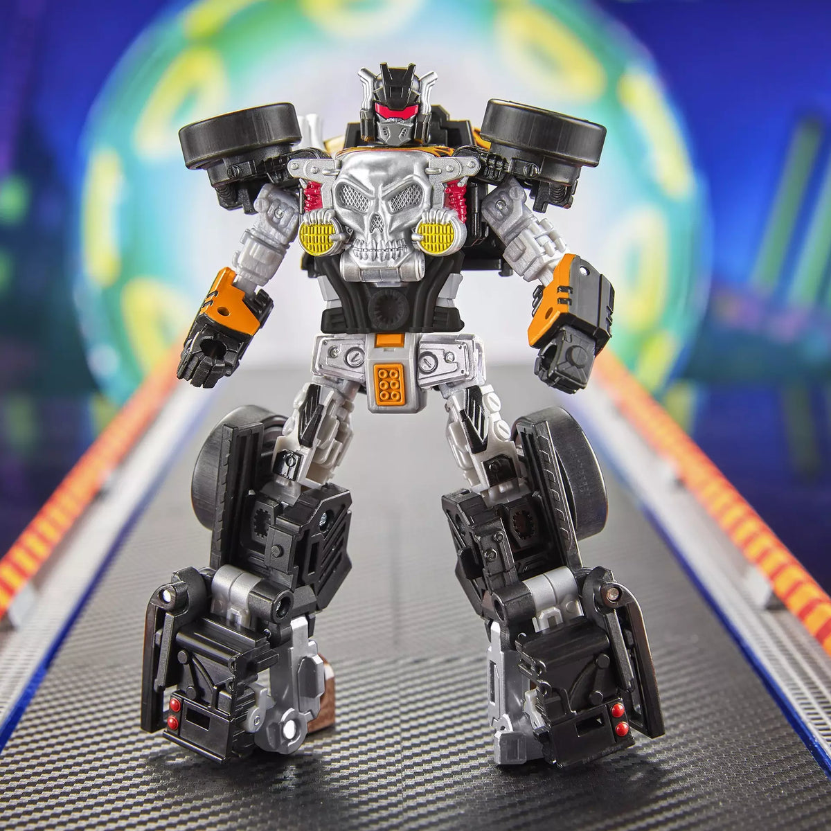 Transformers Collaborative Hot Wheels Bone Shaker Action Figure product image 2, provided for visual reference and product