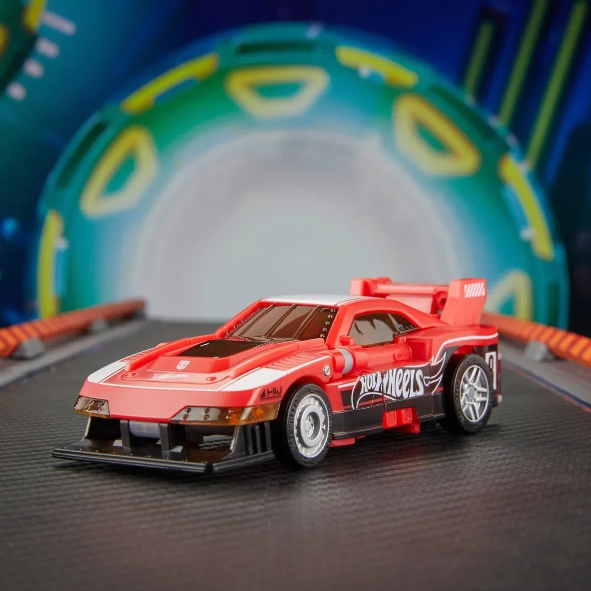 Hasbro Transformers Collaborative x Hot Wheels Deluxe Class GT-Scorcher 5 Inch Action Figure product image 5, provided for
