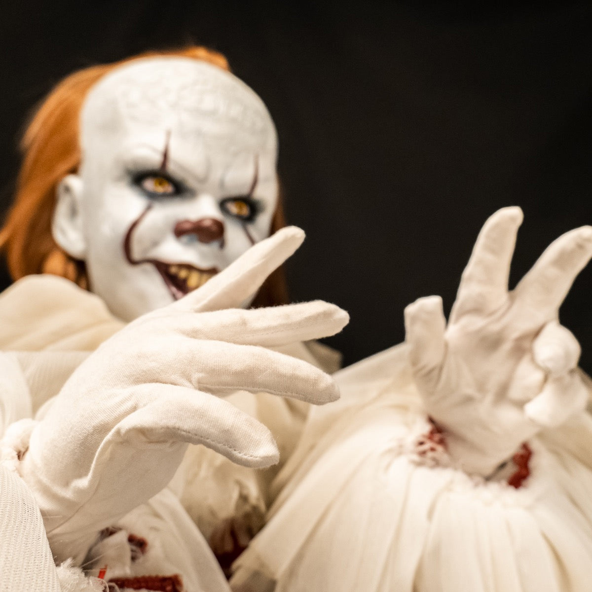 IT - Pennywise Premium Scale Doll product image 5, provided for visual reference and product detail review