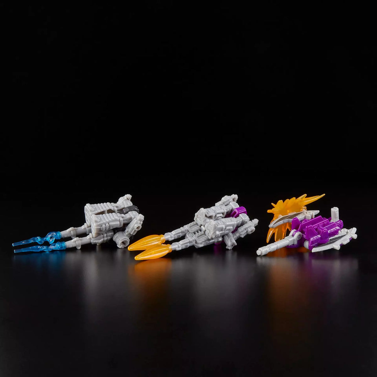 Transformers Generations War For Cybertron: Siege Voyager Decepticon Skywarp Phantomstrike Squadron 4 Pack Final Strike