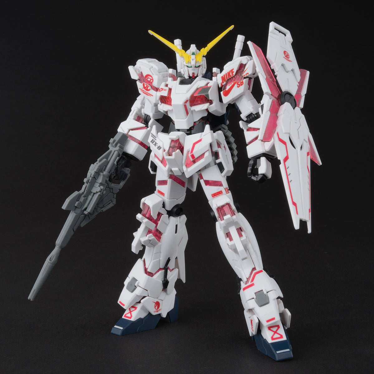 Gundam 1/144 Unicorn Gundam (Destroy Mode) Ver. Nike SB Model Kit Exclusive product image 1, provided for visual reference