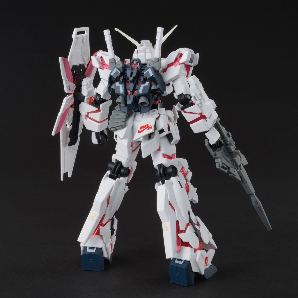 Gundam 1/144 Unicorn Gundam (Destroy Mode) Ver. Nike SB Model Kit Exclusive product image 4, provided for visual reference