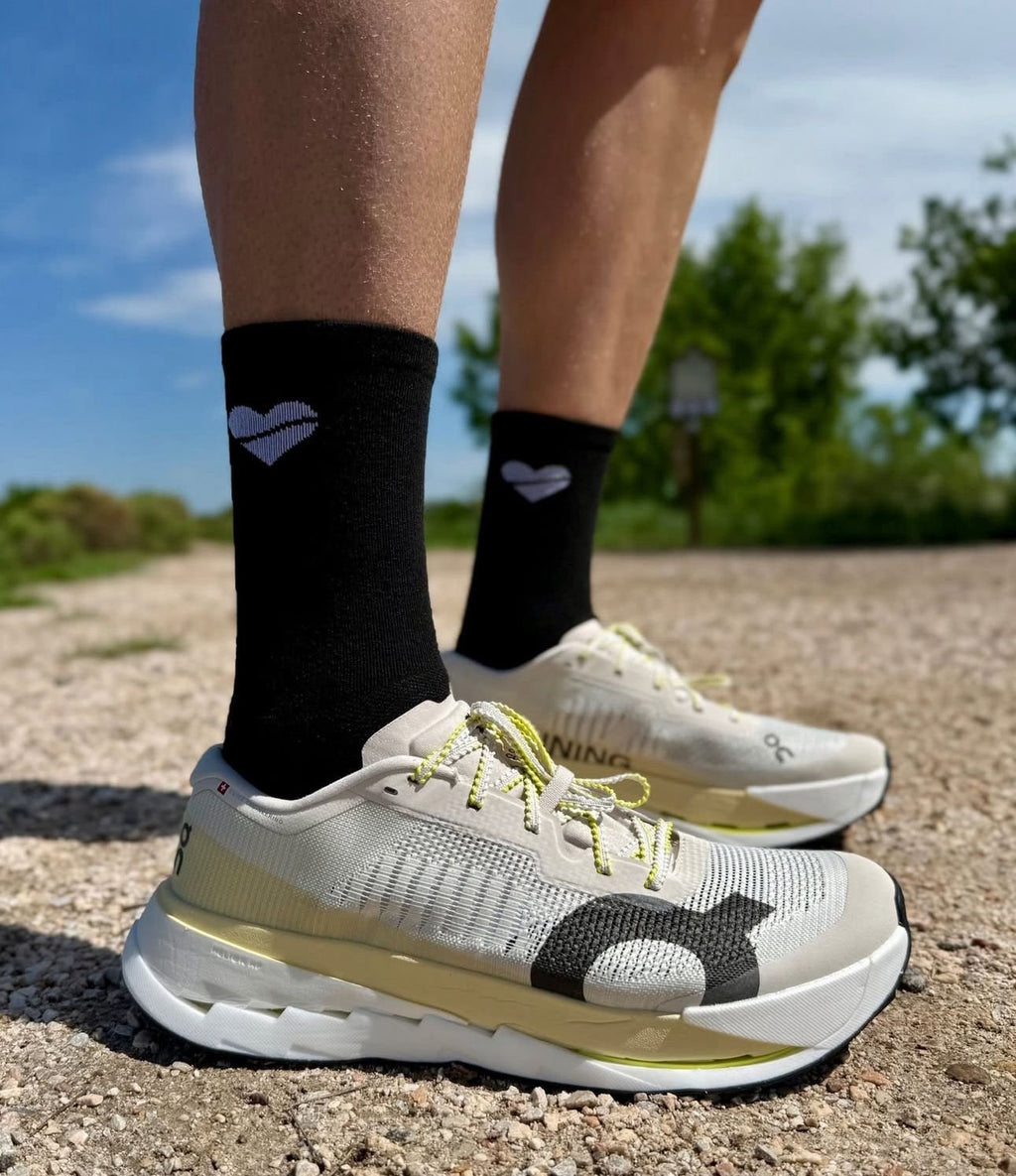 On Cloudultra 3 Pearl/Lychee Trail Running Shoes product image 3, provided for visual reference and product detail review