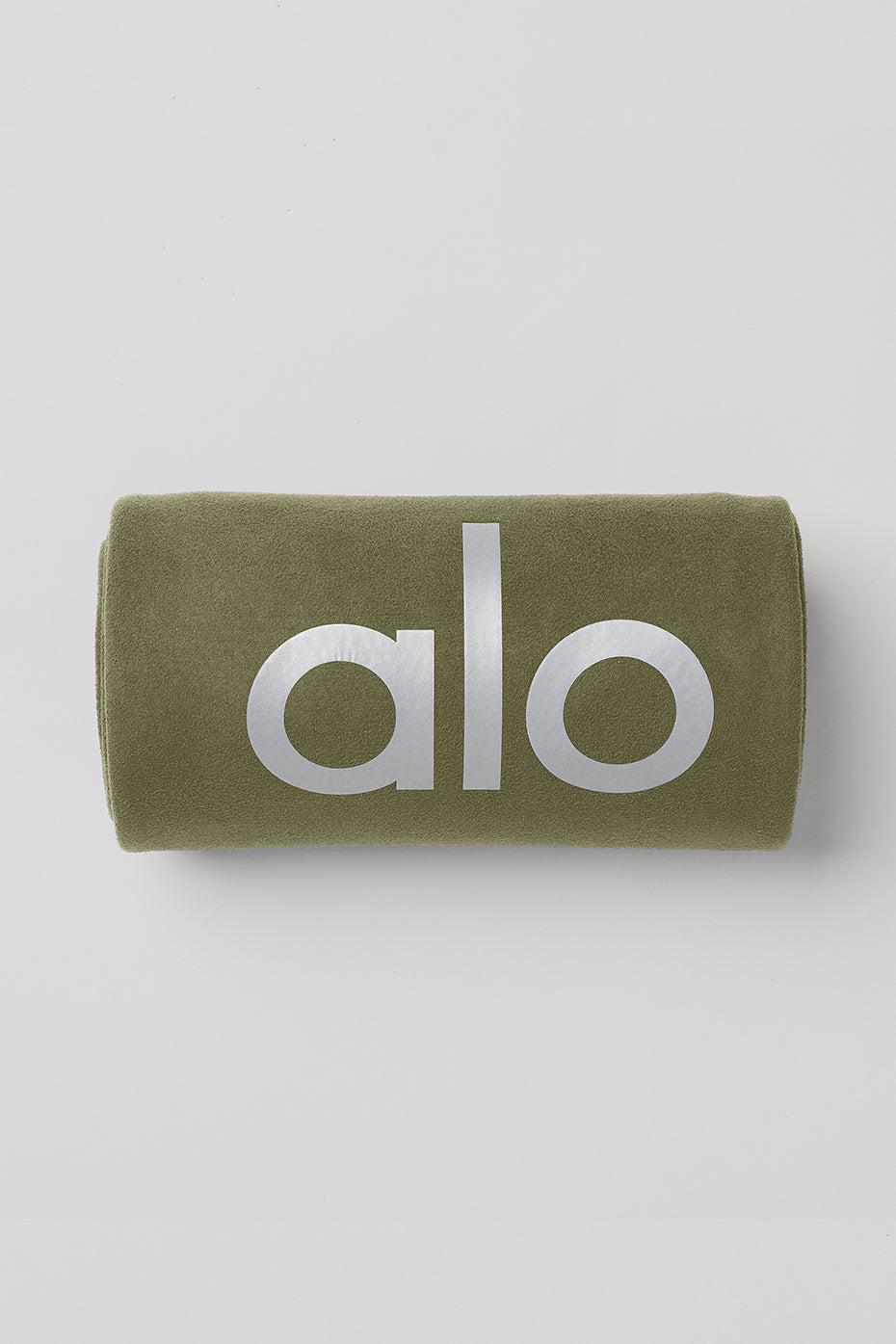 Grounded No-Slip Towel - Jungle product image 4, provided for visual reference and product detail review