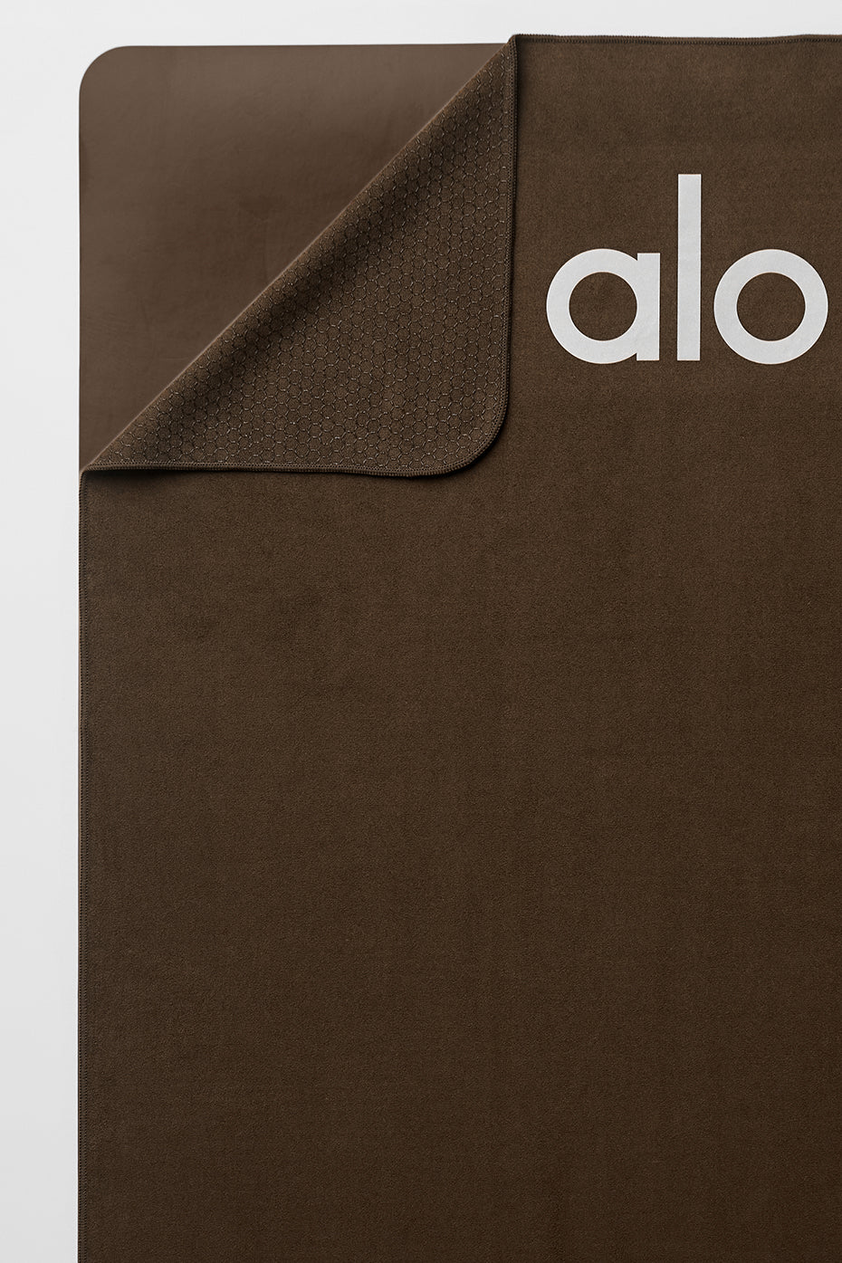 Grounded No-Slip Mat Towel - Espresso product image 2, provided for visual reference and product detail review