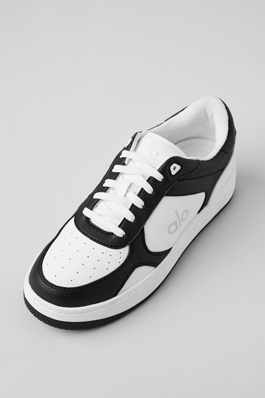 ALO Recovery Mode Sneaker - Black/White product image 6, provided for visual reference and product detail review