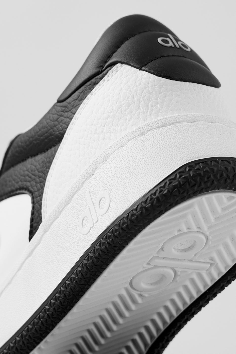 ALO Recovery Mode Sneaker - Black/White product image 7, provided for visual reference and product detail review