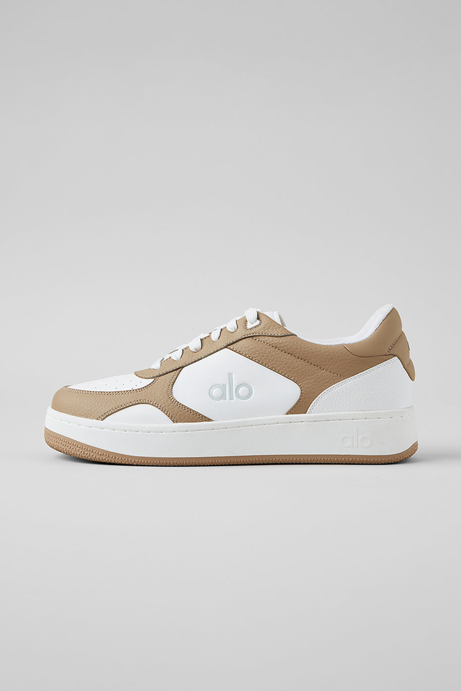 ALO Recovery Mode Sneaker - Gravel/White product image 1, provided for visual reference and product detail review