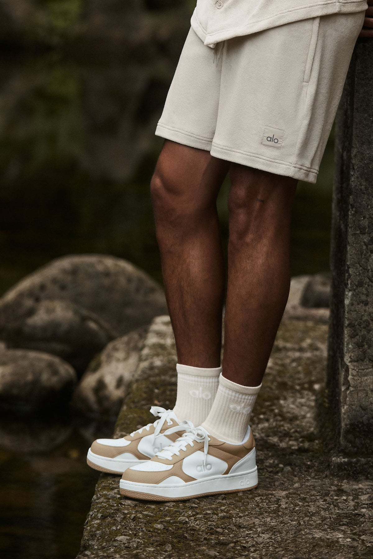 ALO Recovery Mode Sneaker - Gravel/White product image 3, provided for visual reference and product detail review