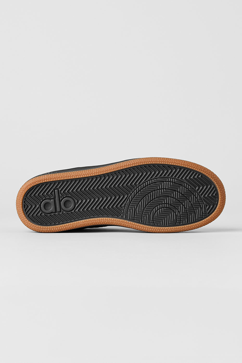 ALO Recovery Mode Sneaker - Black/Gum product image 5, provided for visual reference and product detail review
