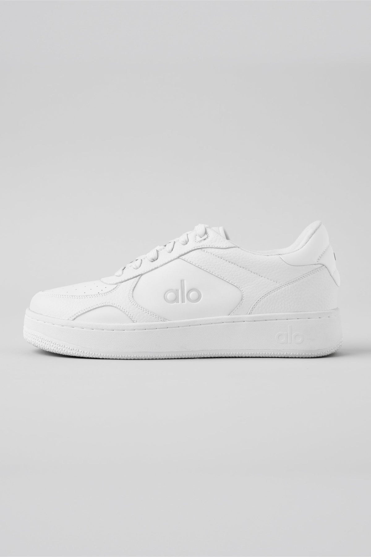 ALO Recovery Mode Sneaker - Natural White product image 1, provided for visual reference and product detail review