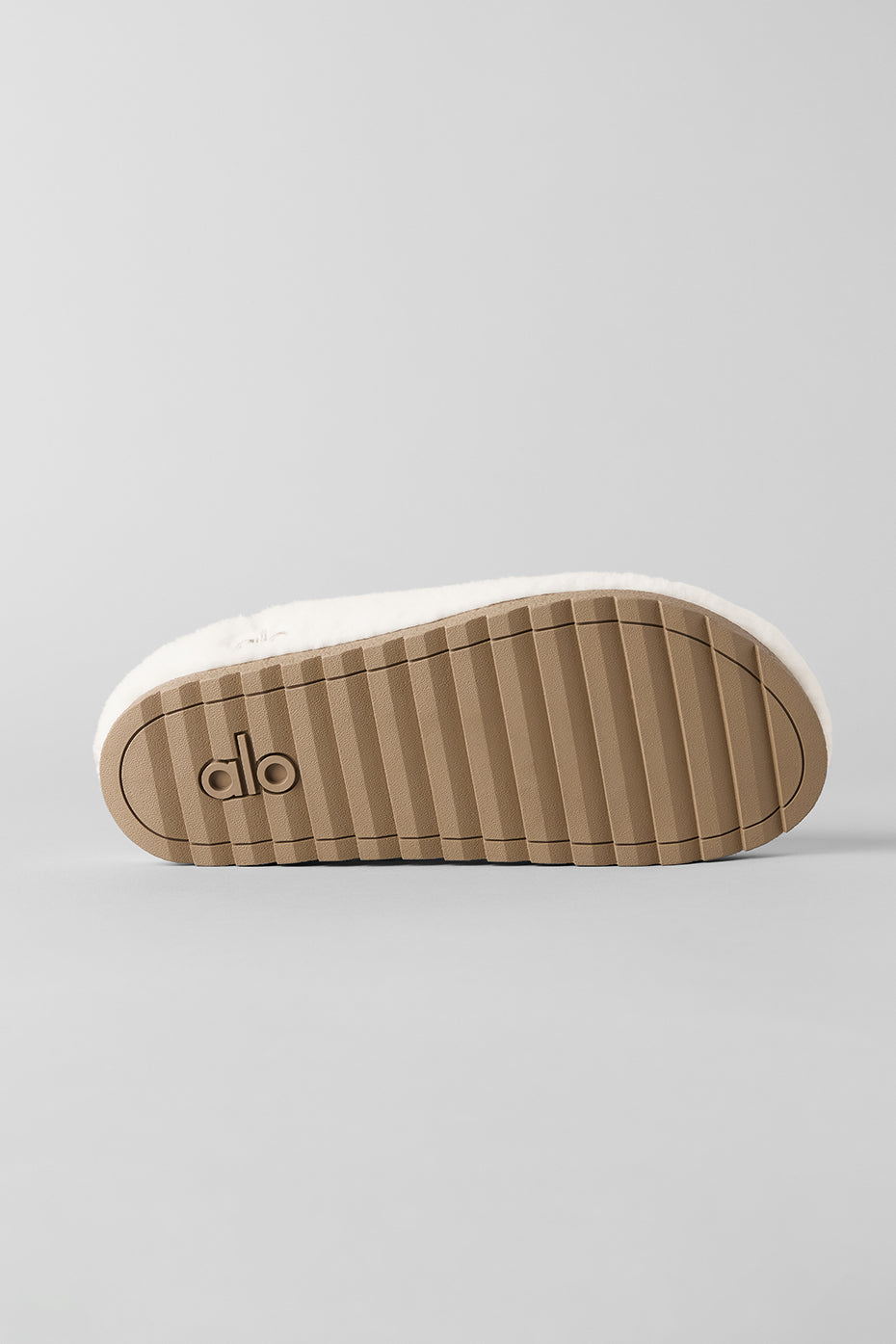 Sherpa Recovery Slipper - Ivory product image 4, provided for visual reference and product detail review