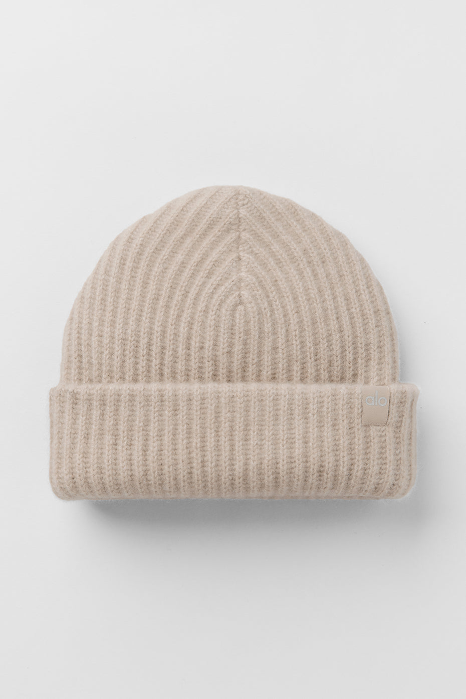 Courchevel Cashmere Beanie - Oat Heather product image 2, provided for visual reference and product detail review
