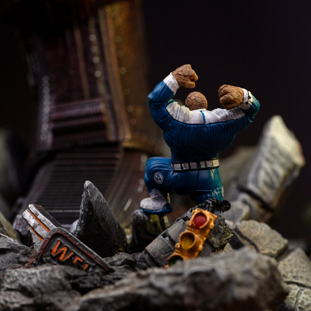 Galactus Diorama Deluxe - Fantastic Four - Demi Art Scale 1/20 Statue product image 7, provided for visual reference and