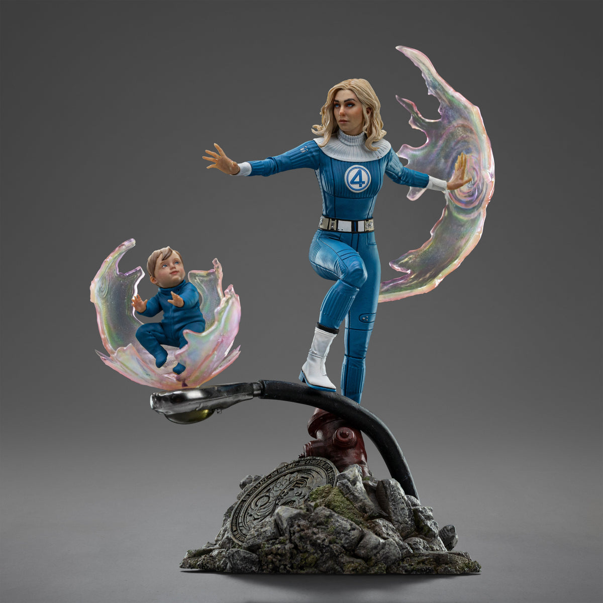 Invisible Woman - The Fantastic Four: First Steps - Art Scale 1/10 Statue product image 1, provided for visual reference and