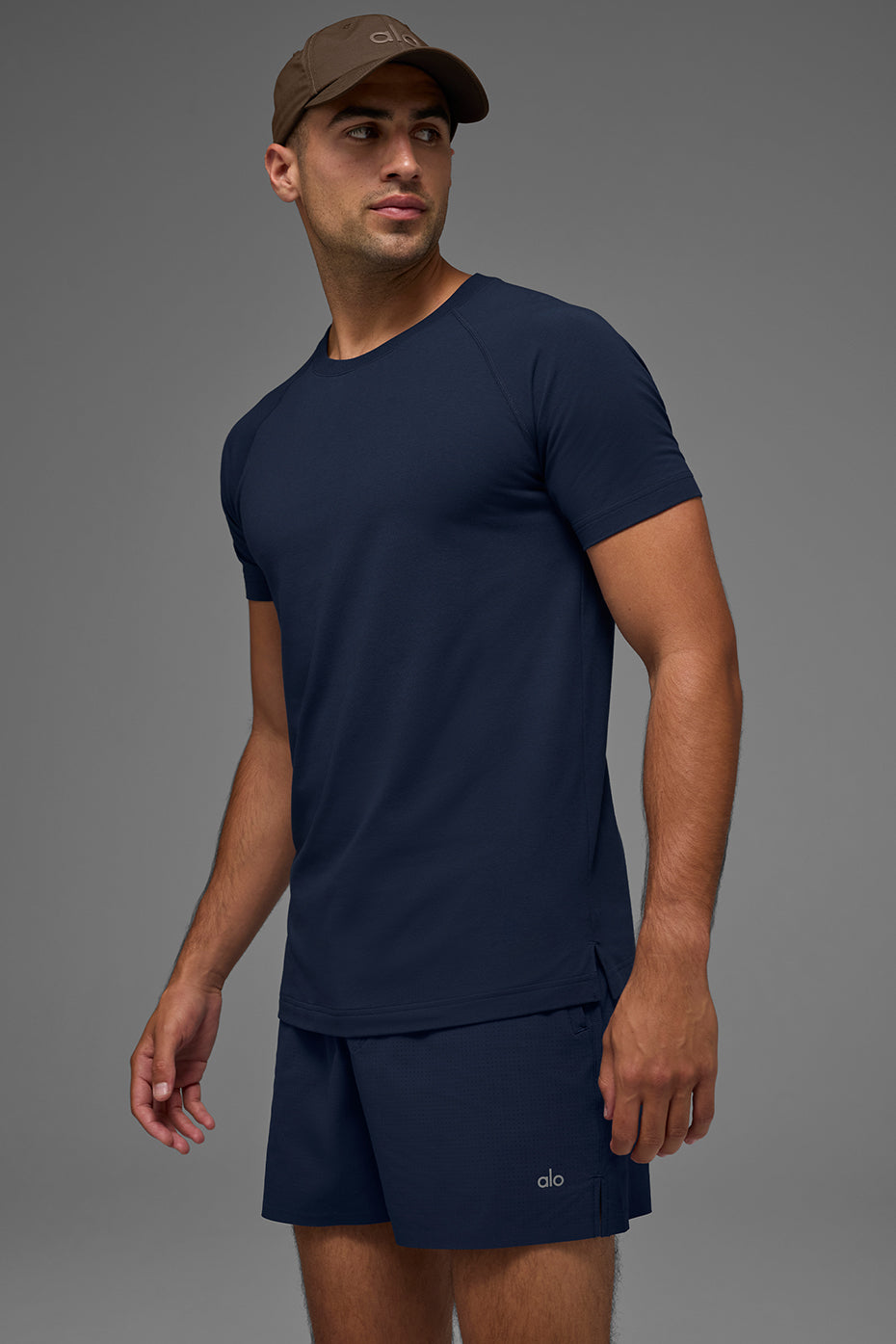 ALO Vapor Crewneck Short Sleeve - Navy product image 1, provided for visual reference and product detail review