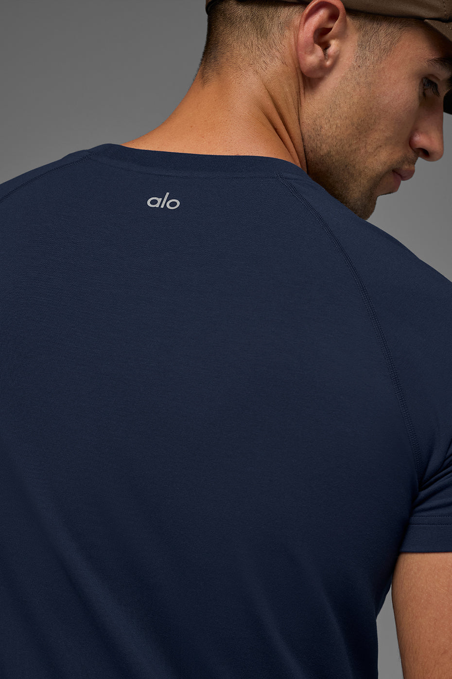ALO Vapor Crewneck Short Sleeve - Navy product image 4, provided for visual reference and product detail review