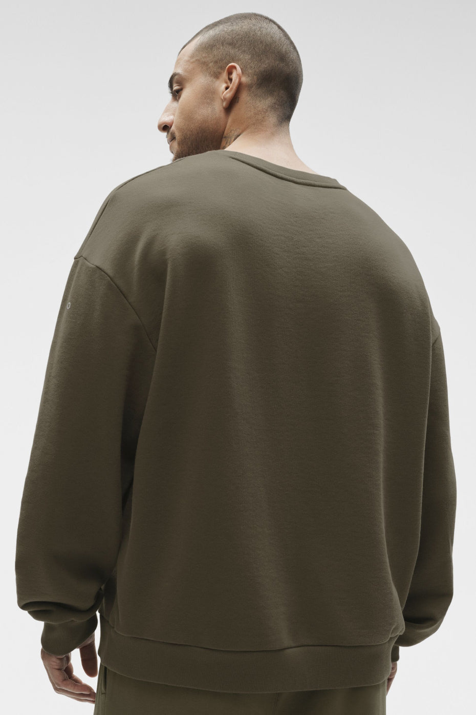 Chill Crew Neck Pullover - Olive Tree product image 2, provided for visual reference and product detail review