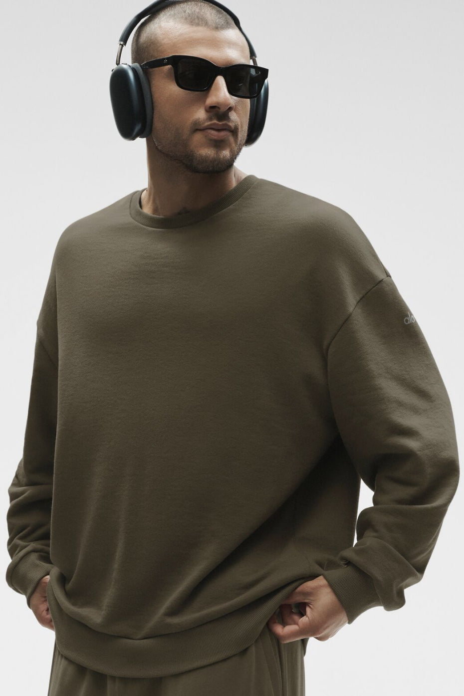 Chill Crew Neck Pullover - Olive Tree product image 3, provided for visual reference and product detail review