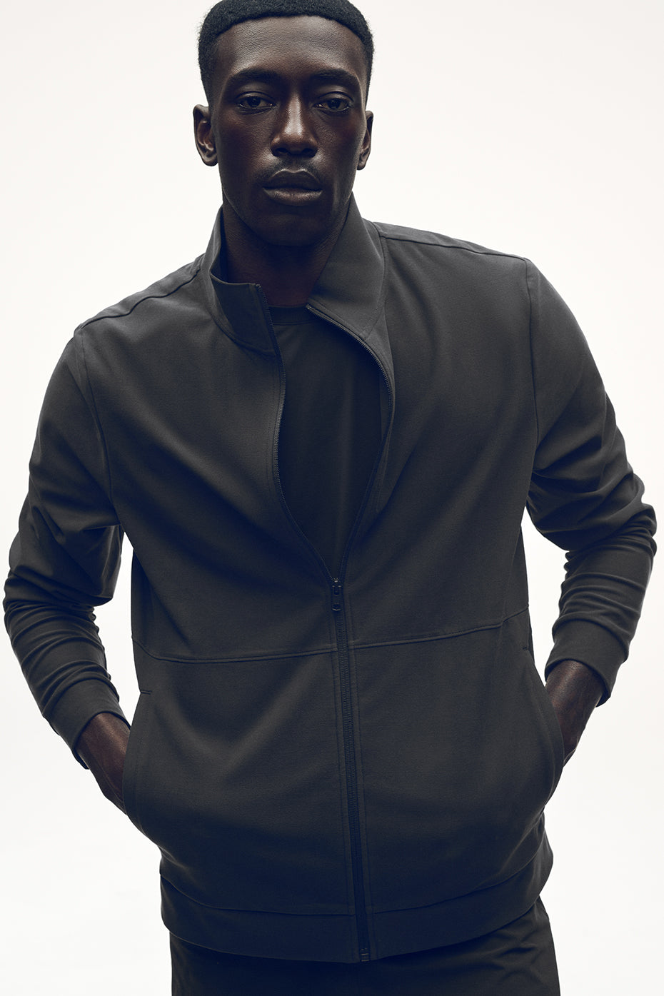 Conquer Max Mock Neck Full Zip - Anthracite product image 1, provided for visual reference and product detail review