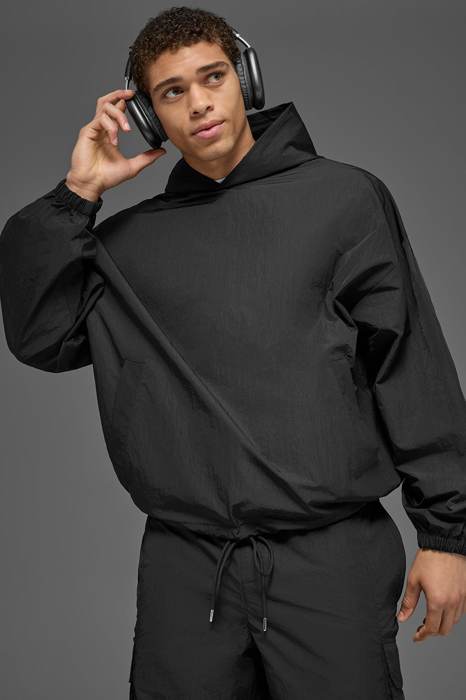Axis Hooded Pullover - Black product image 1, provided for visual reference and product detail review