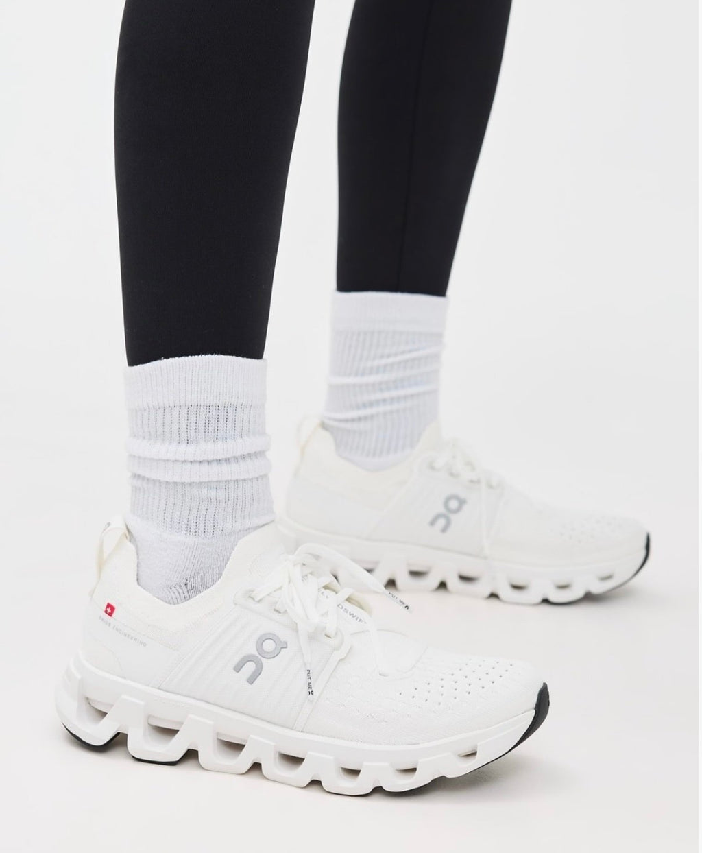 On Cloudswift 4 White Running Shoes product image 2, provided for visual reference and product detail review
