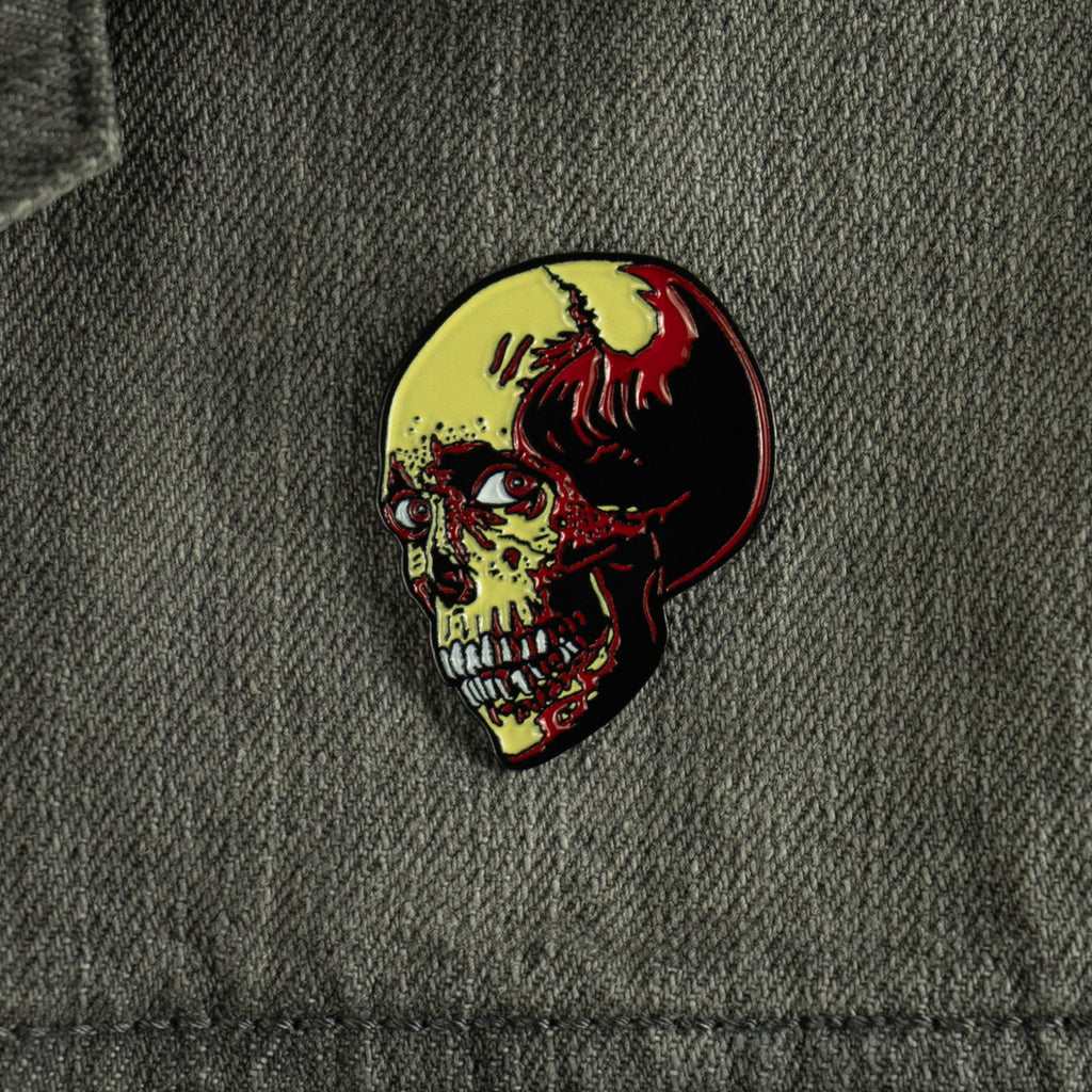 EVIL DEAD 2 - Poster Skull ENAMEL PIN product image 1, provided for visual reference and product detail review