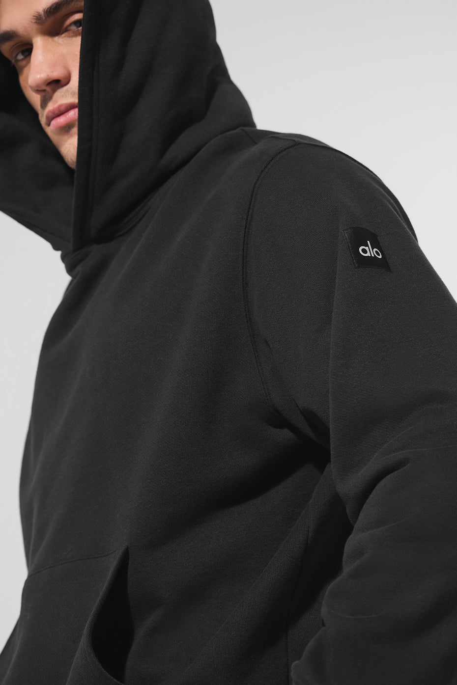 Renown Heavy Weight Hoodie - Black product image 3, provided for visual reference and product detail review