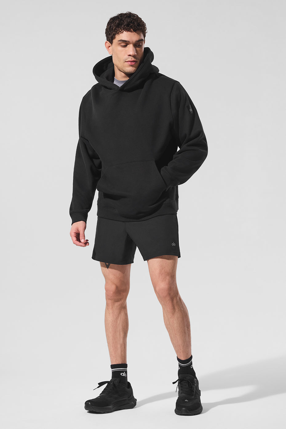 Renown Heavy Weight Hoodie - Black product image 4, provided for visual reference and product detail review