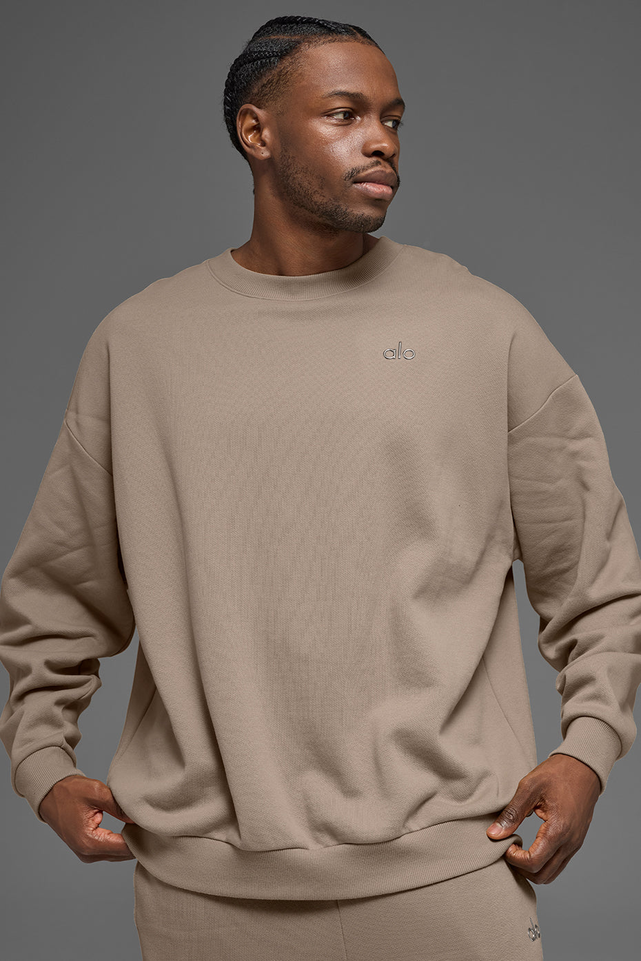 Accolade Crew Neck Pullover - Gravel product image 1, provided for visual reference and product detail review