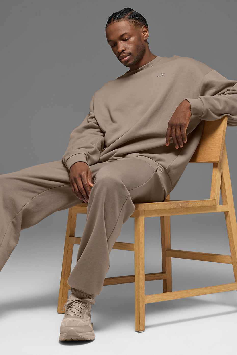 Accolade Crew Neck Pullover - Gravel product image 5, provided for visual reference and product detail review