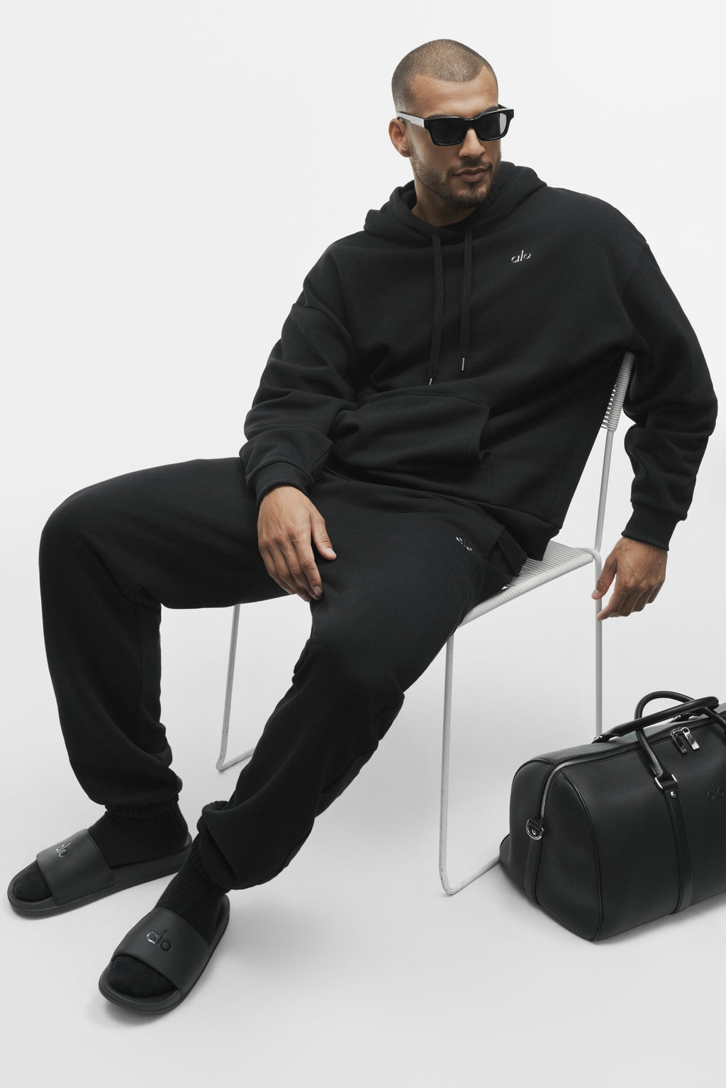 Accolade Hoodie - Black product image 4, provided for visual reference and product detail review