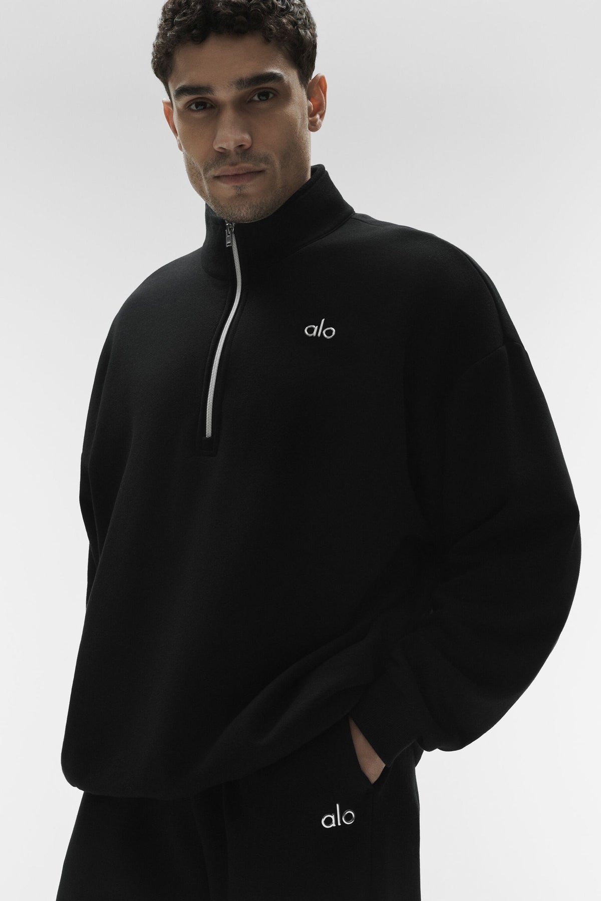 Accolade 1/4 Zip Pullover - Black product image 4, provided for visual reference and product detail review