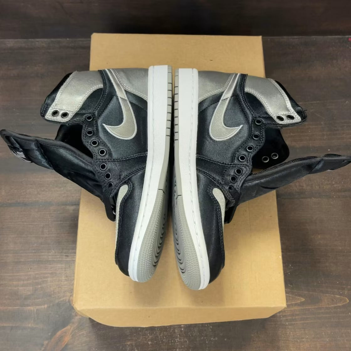 Air Jordan 1 Retro High OG Satin Shadow (Women) product image 4, provided for visual reference and product detail review