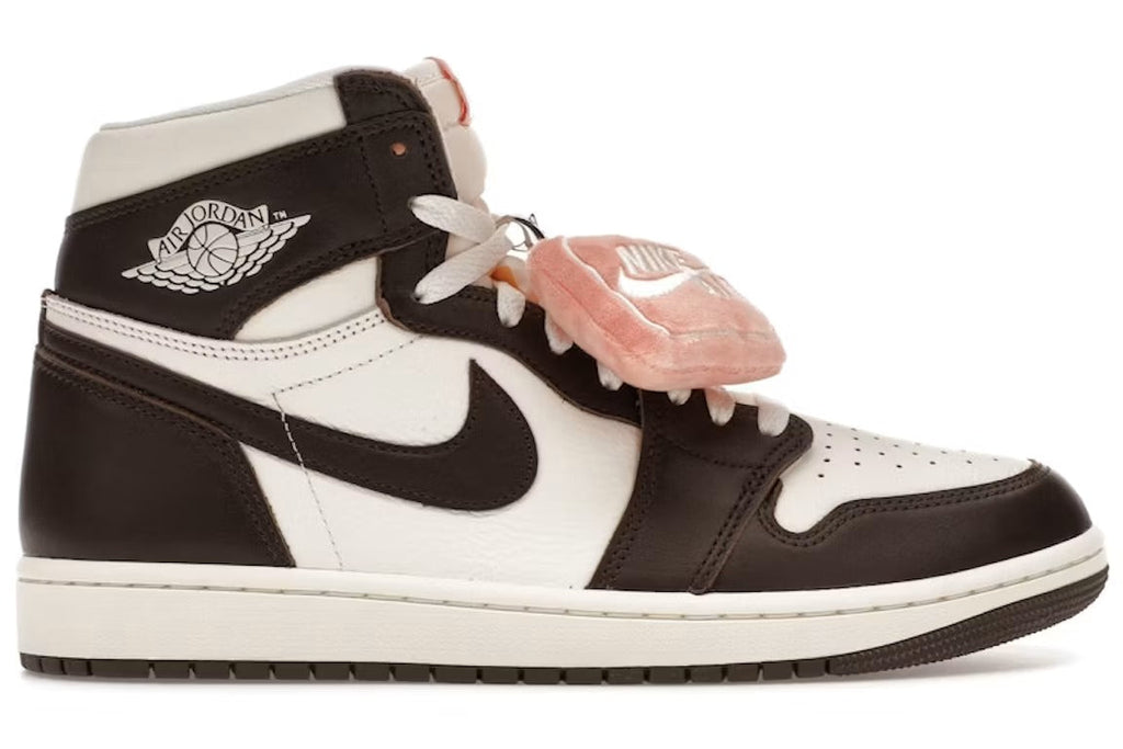 Air Jordan 1 Retro High OG Light Madder Root (Women) product image 1, provided for visual reference and product detail review