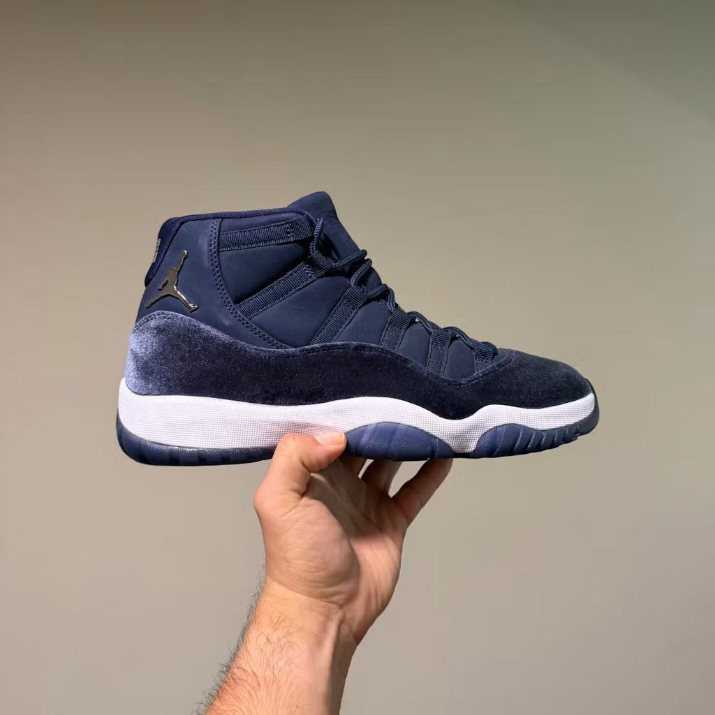 Air Jordan 11 Retro Midnight Navy (Women) product image 2, provided for visual reference and product detail review