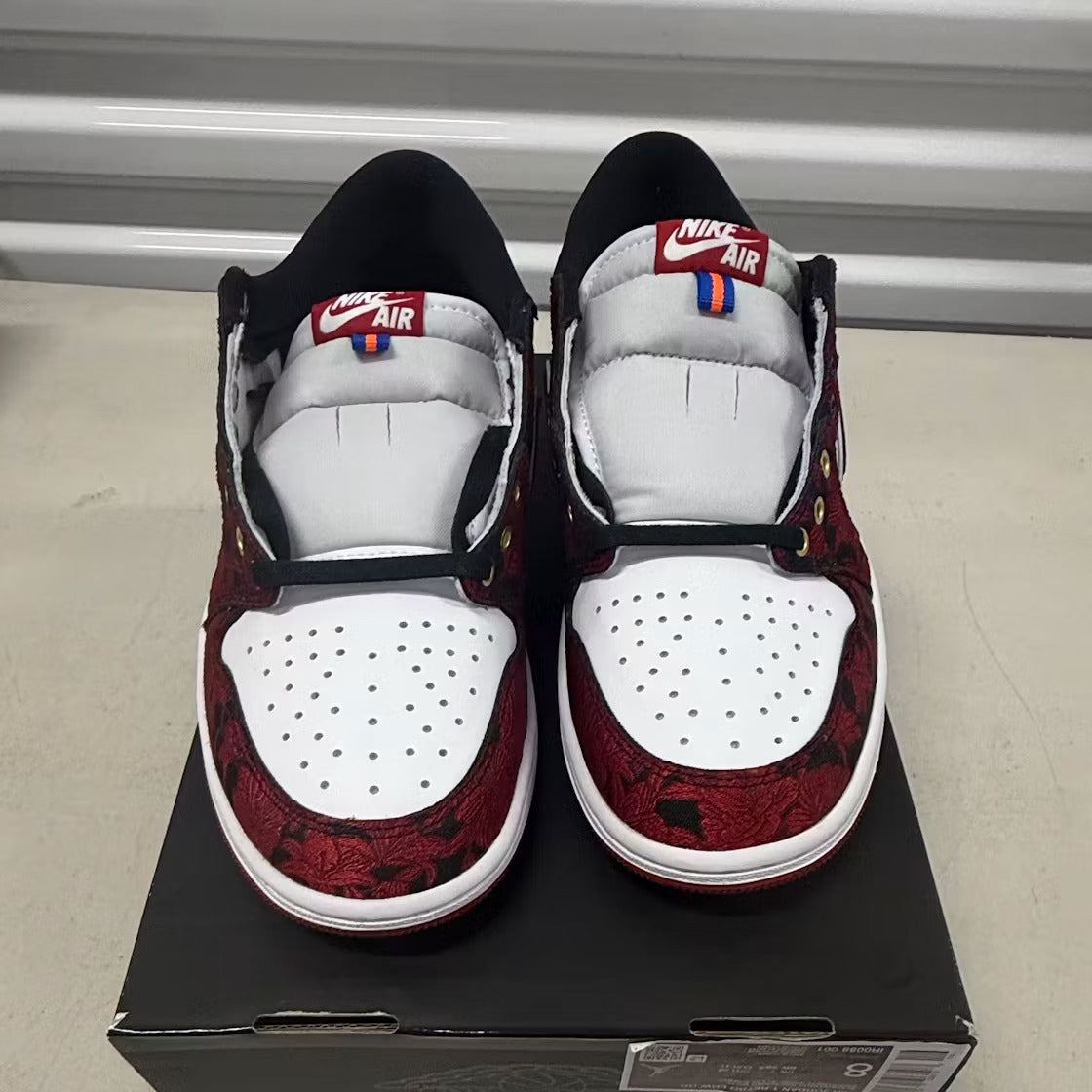 Air Jordan 1 Retro Low OG Last Dance At The Garden product image 3, provided for visual reference and product detail review