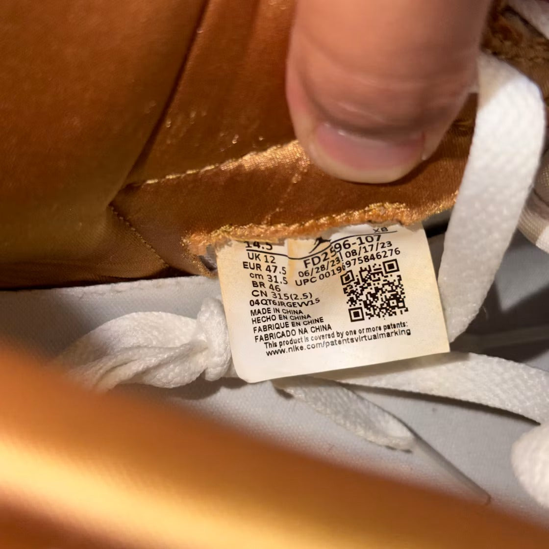 Air Jordan 1 Retro High OG Metallic Gold (Women) product image 5, provided for visual reference and product detail review